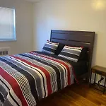 Cozy 2-Bedrooms Bungalow In Canarsie Brooklyn
